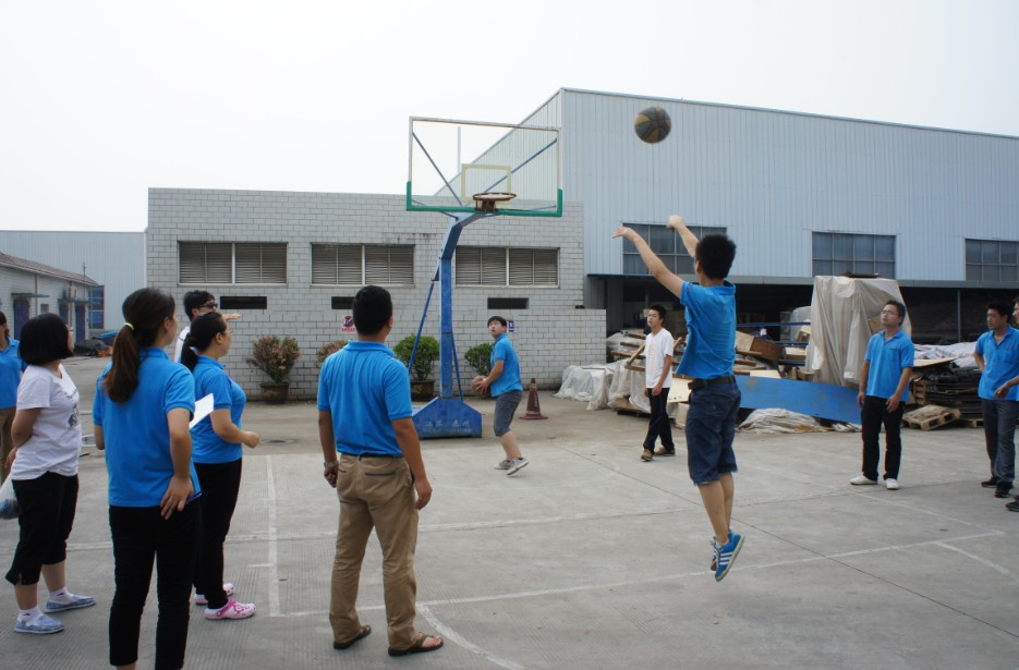 贏勝橡塑舉辦“悅享中秋，情系殼寶”中秋活動